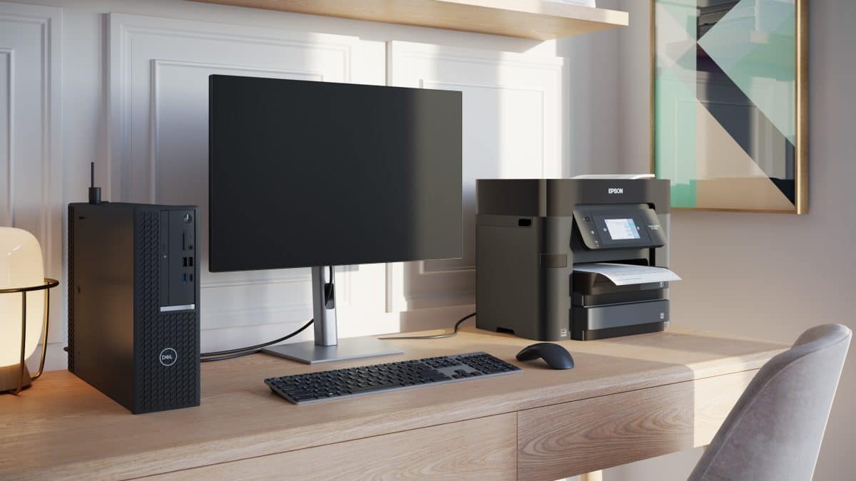 Dell CGI computer and monitor